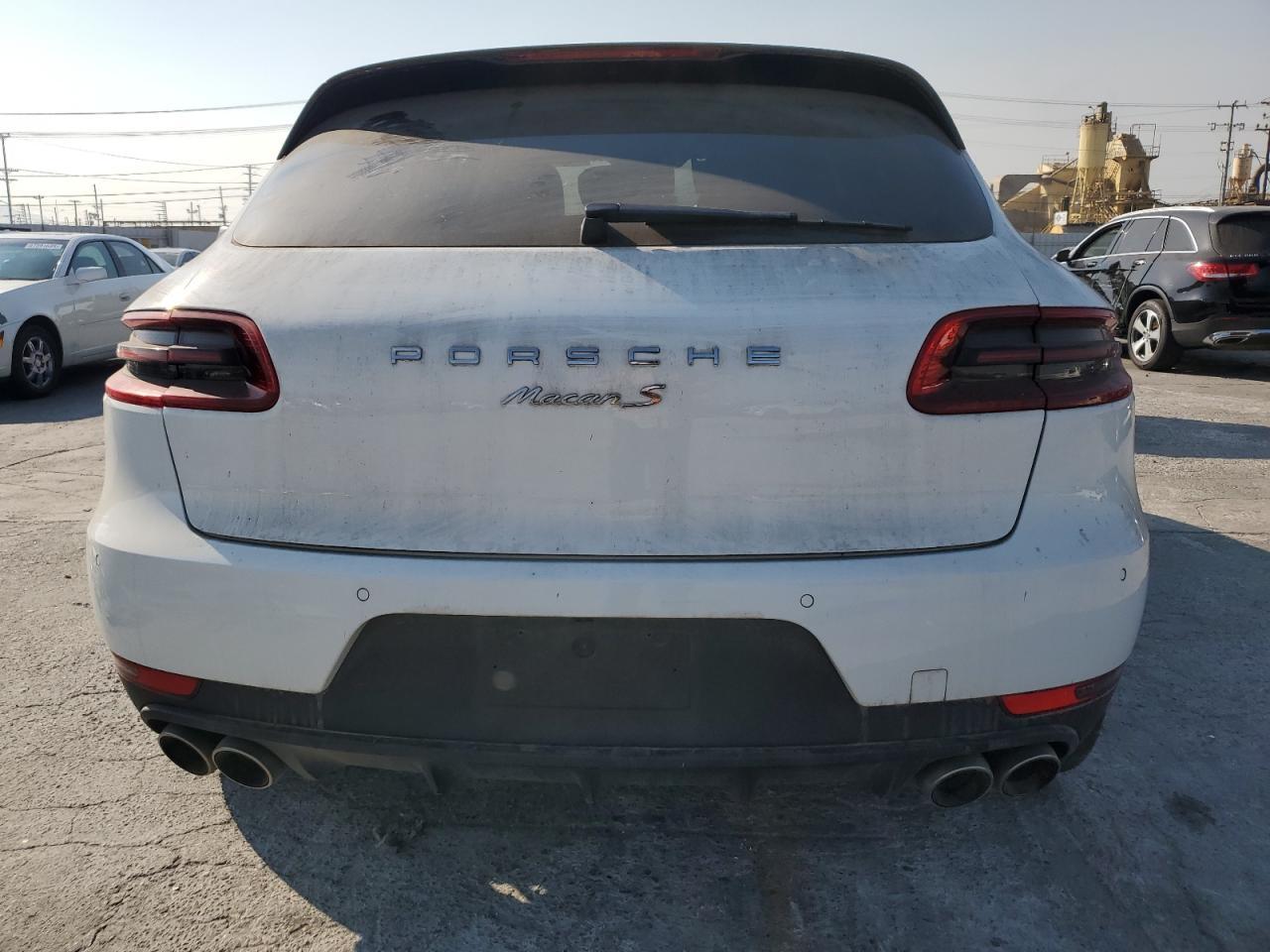 2016 Porsche Macan S - Image 6