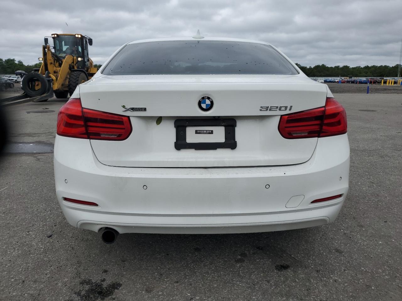 2018 BMW 320 Xi - Image 6