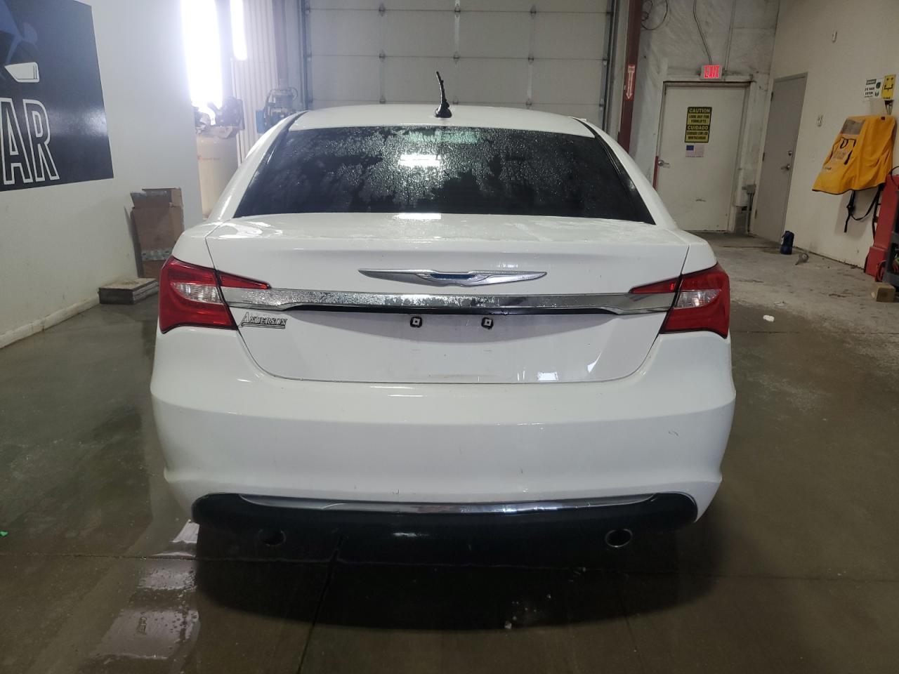 2012 Chrysler 200 Limited - Фото 6