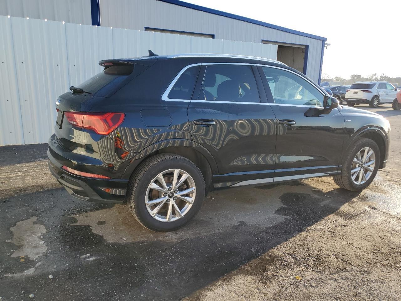 2023 Audi Q3 Premium S Line 45 - Фото 3