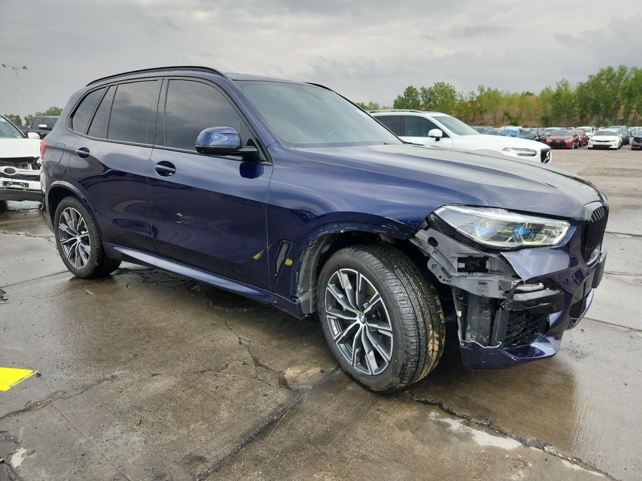 2020 BMW X5 M50I - Фото 4