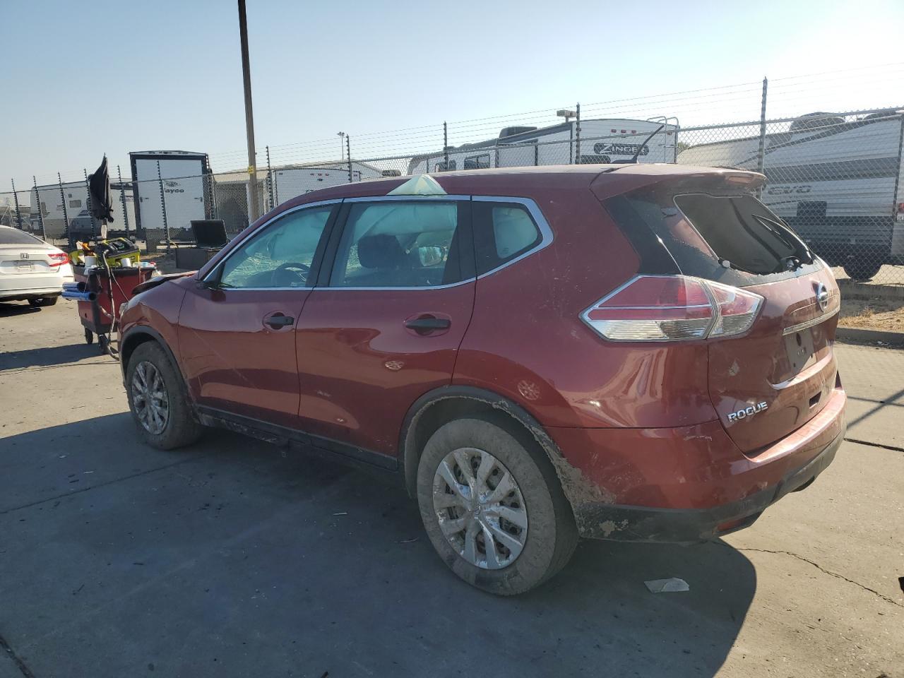 2016 Nissan Rogue S - Image 2
