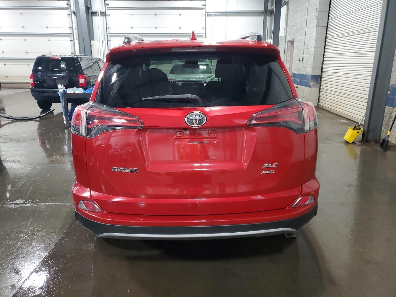 2017 Toyota Rav4 Xle - Фото 6