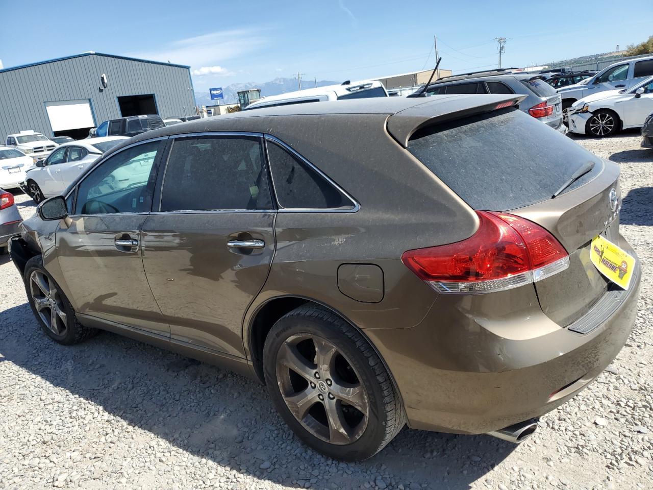 2009 Toyota Venza - Фото 2