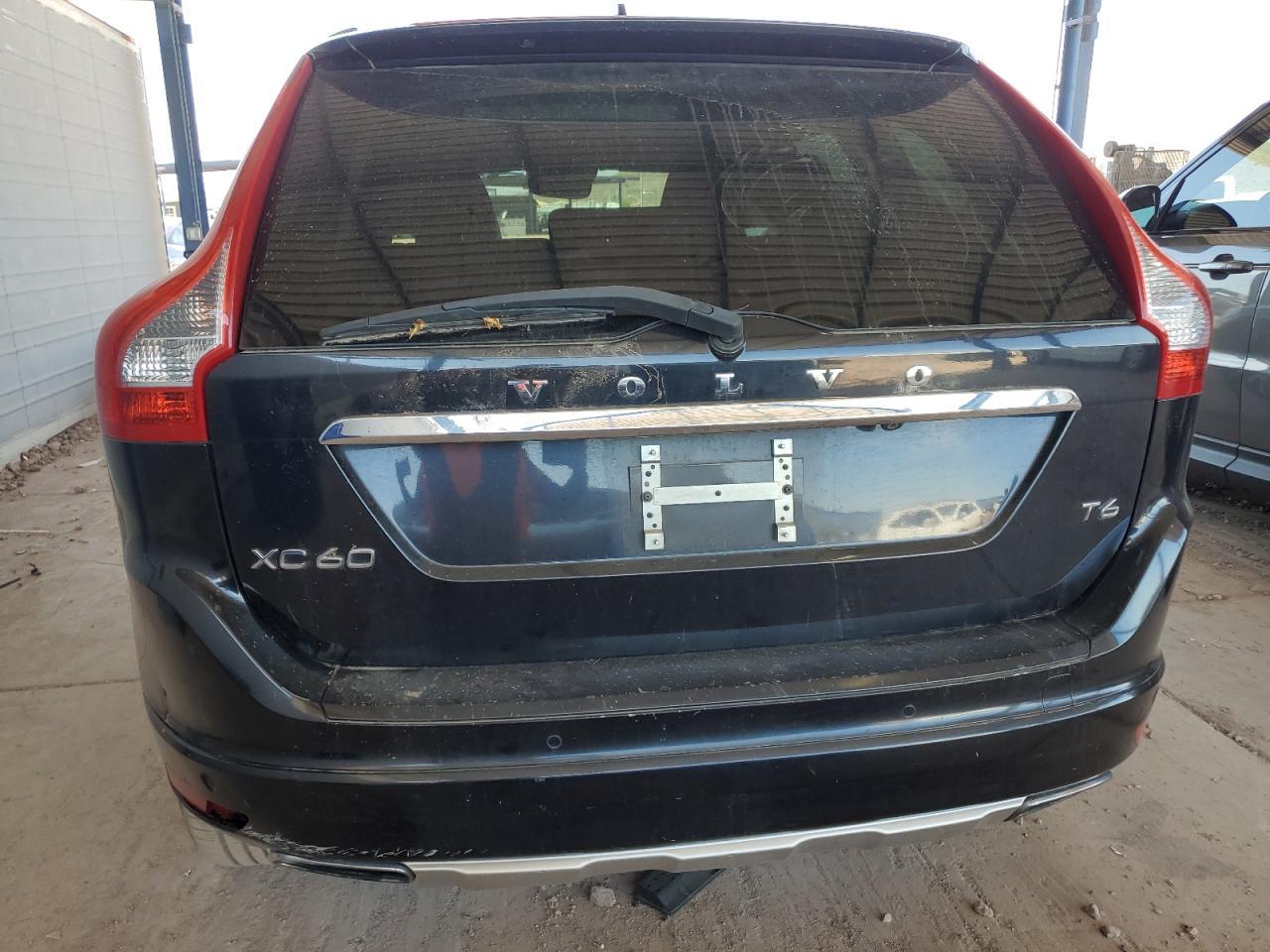 2015 Volvo Xc60 T6 Platinum - Image 6