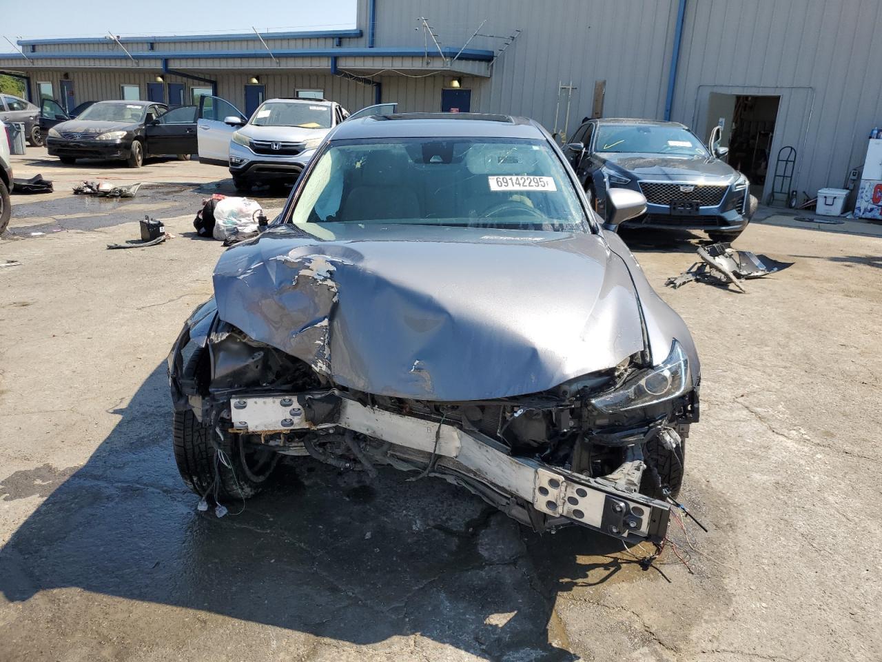 2017 Lexus Is 200T - Фото 5