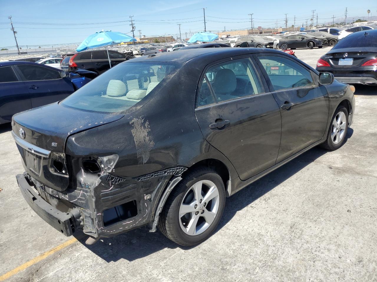 2013 Toyota Corolla Base - Фото 3