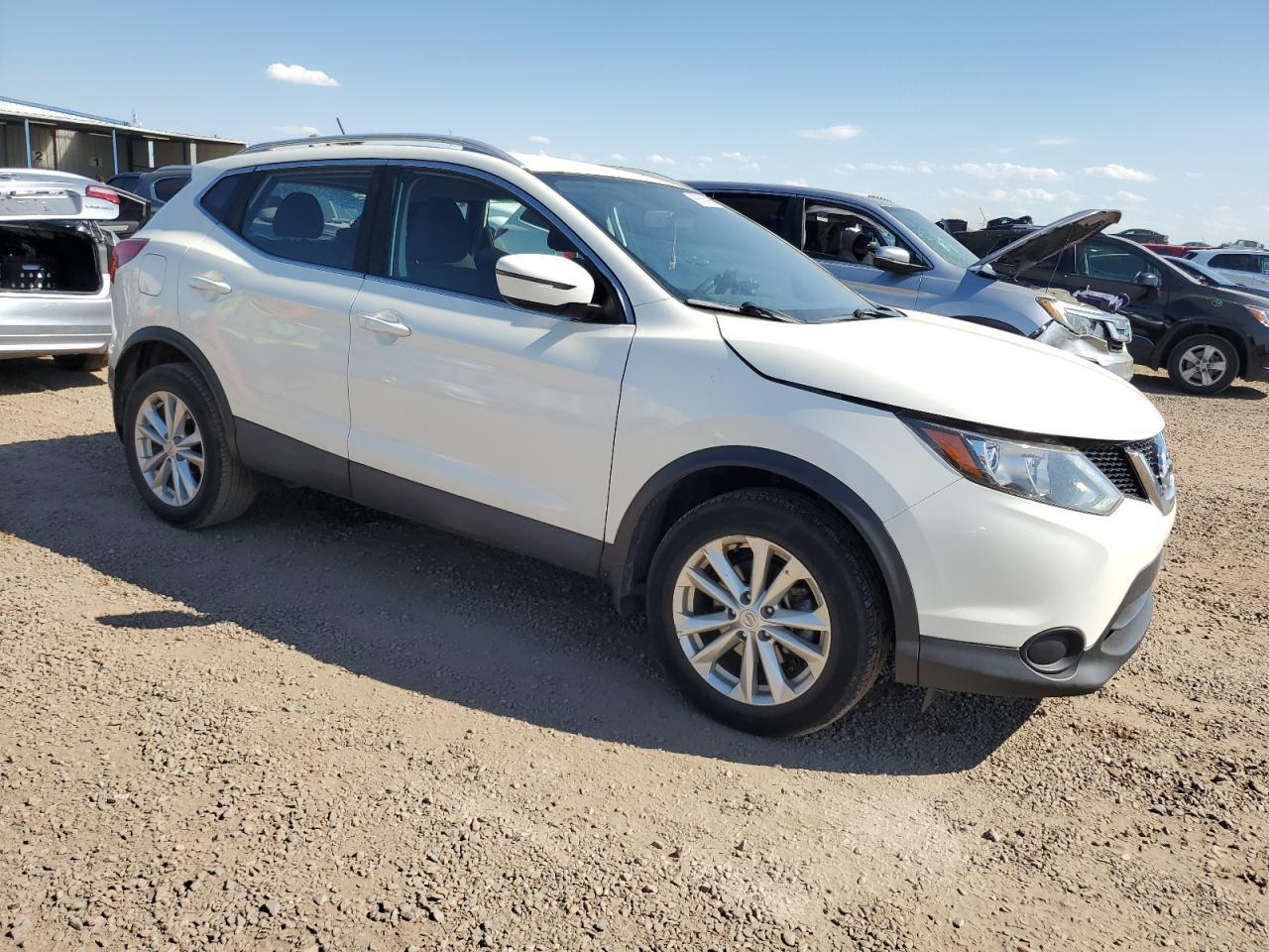 2017 Nissan Rogue Sport S - Фото 4