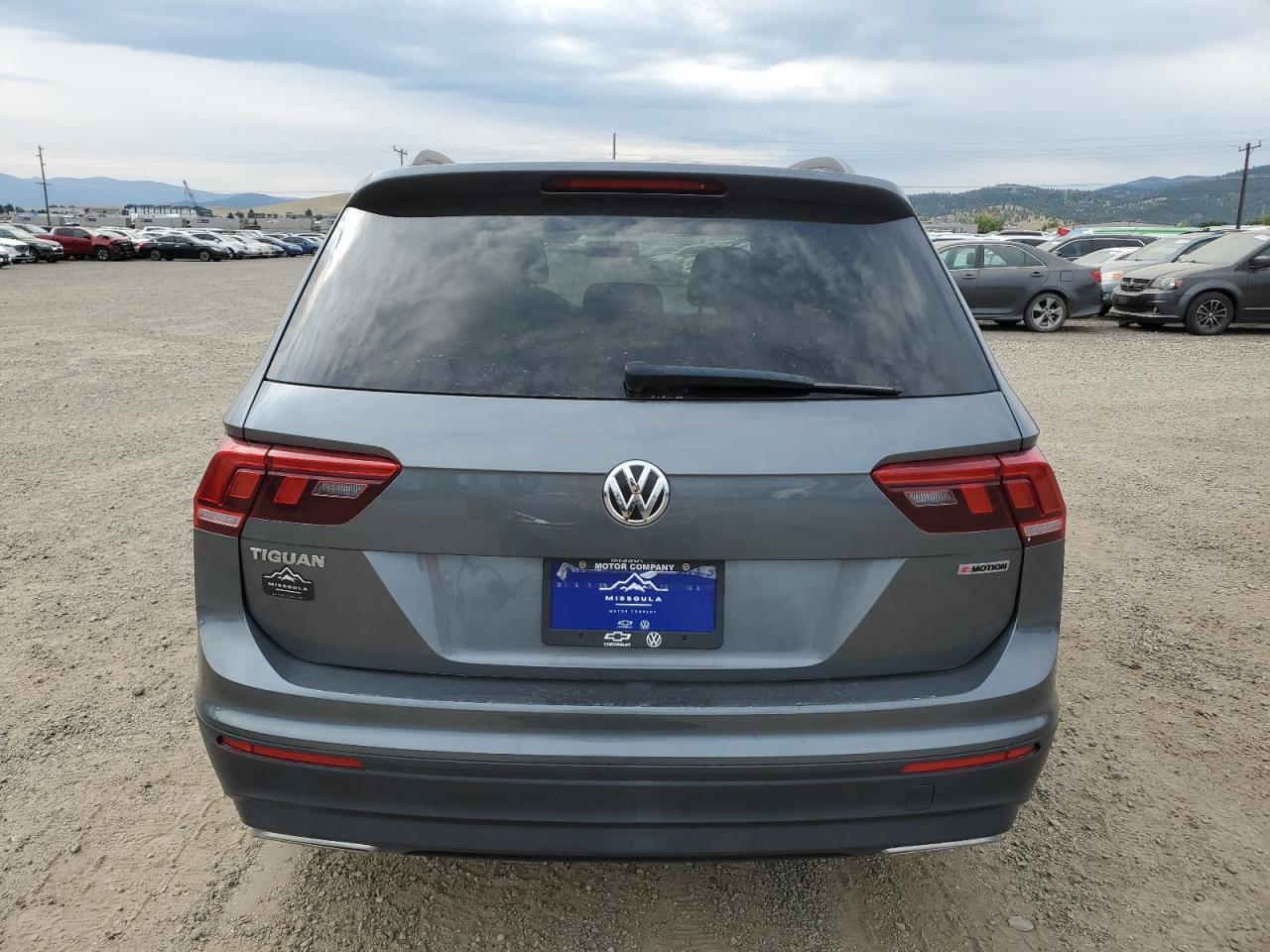 2019 Volkswagen Tiguan S - Image 6