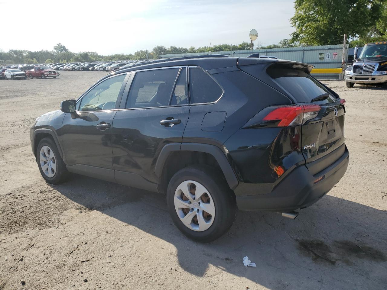 2019 Toyota Rav4 Le - Фото 2