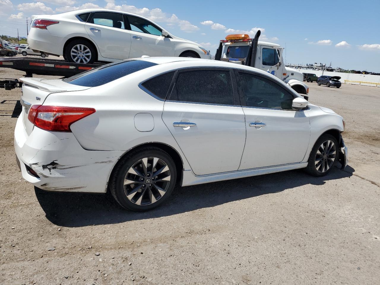 2016 Nissan Sentra S - Фото 3