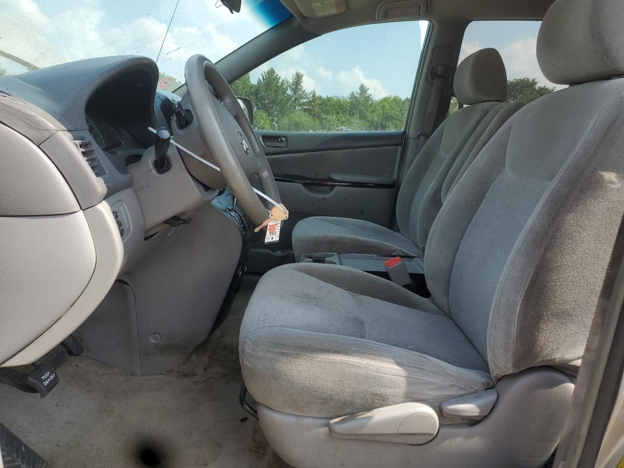 2005 Toyota Sienna Ce - Фото 7