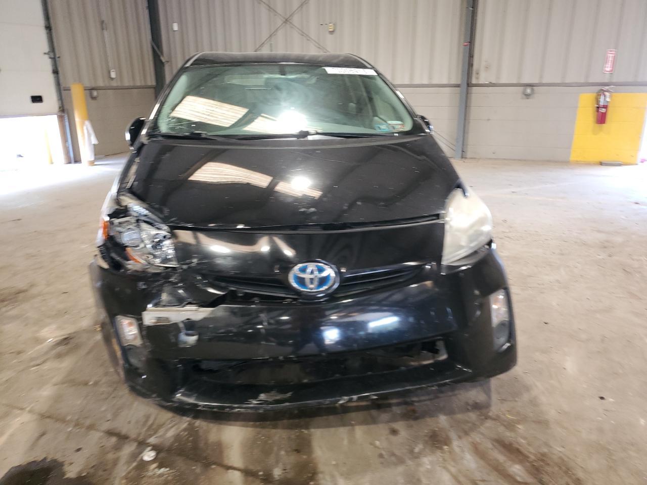 2010 Toyota Prius - Image 5