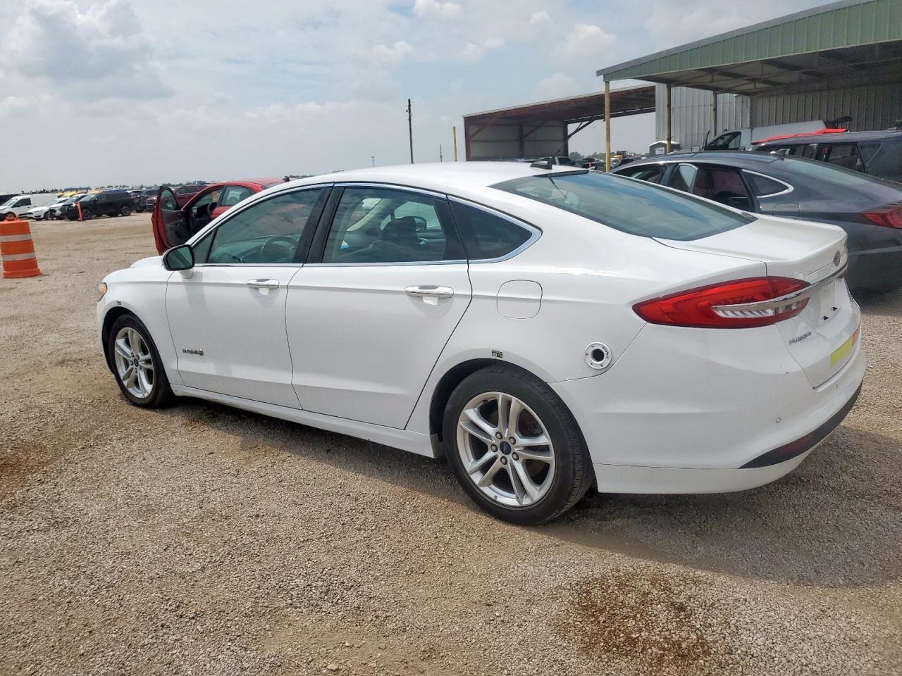 2018 Ford Fusion Se Hybrid - Фото 2