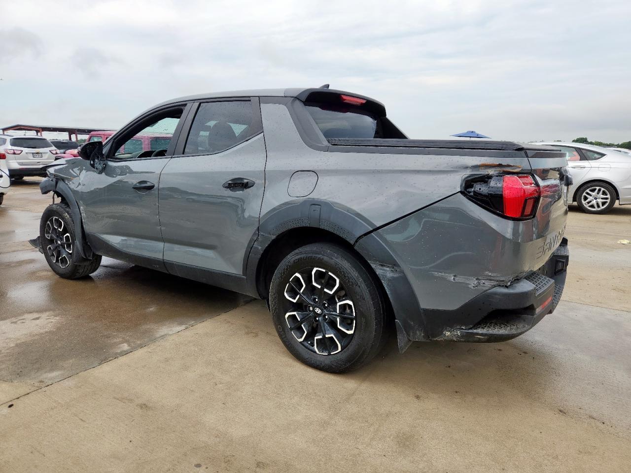 2024 Hyundai Santa Cruz Sel - Image 2