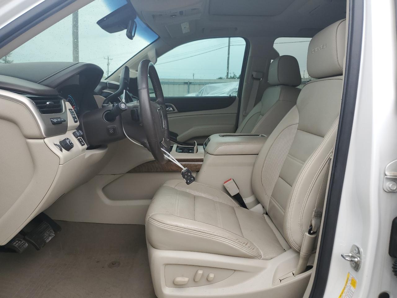 2019 GMC Yukon Denali - Фото 7