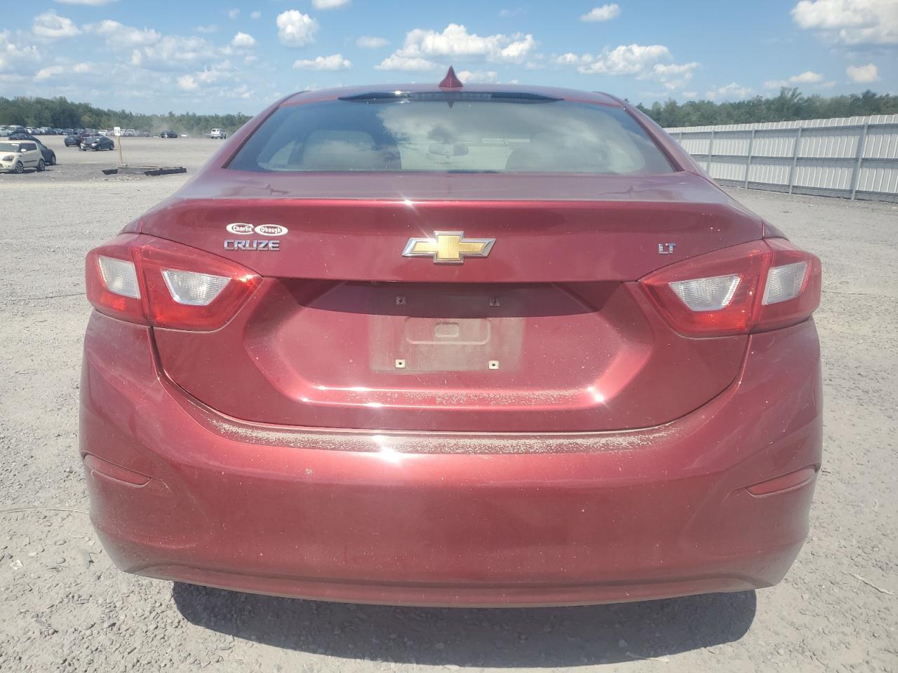 2017 Chevrolet Cruze Lt - Image 6