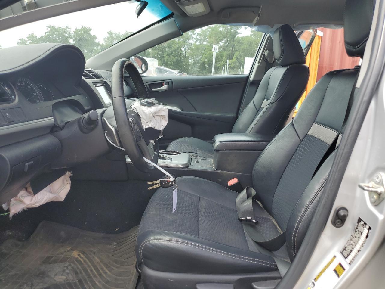 2014 Toyota Camry L - Image 7