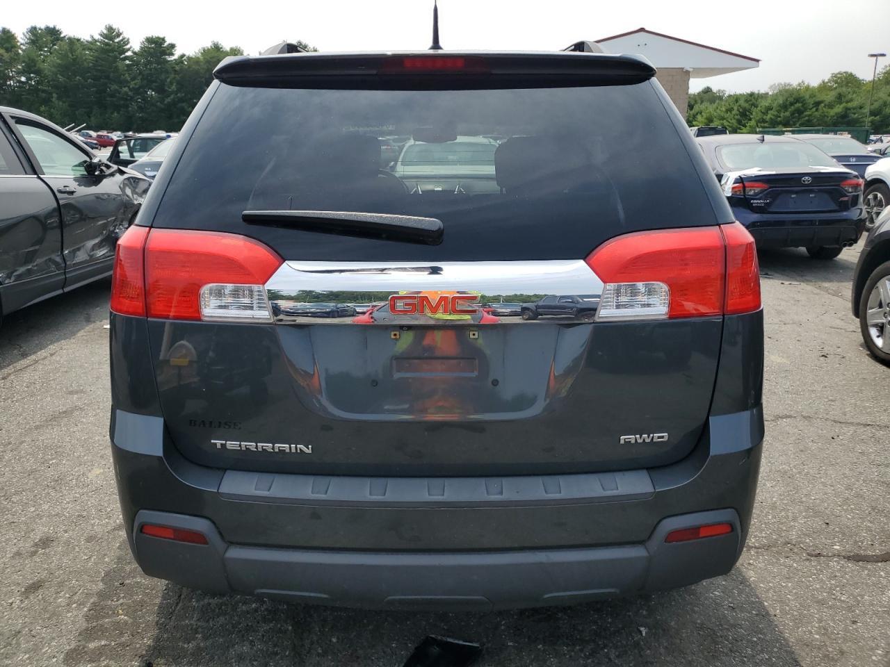 2011 GMC Terrain Sle - Image 6