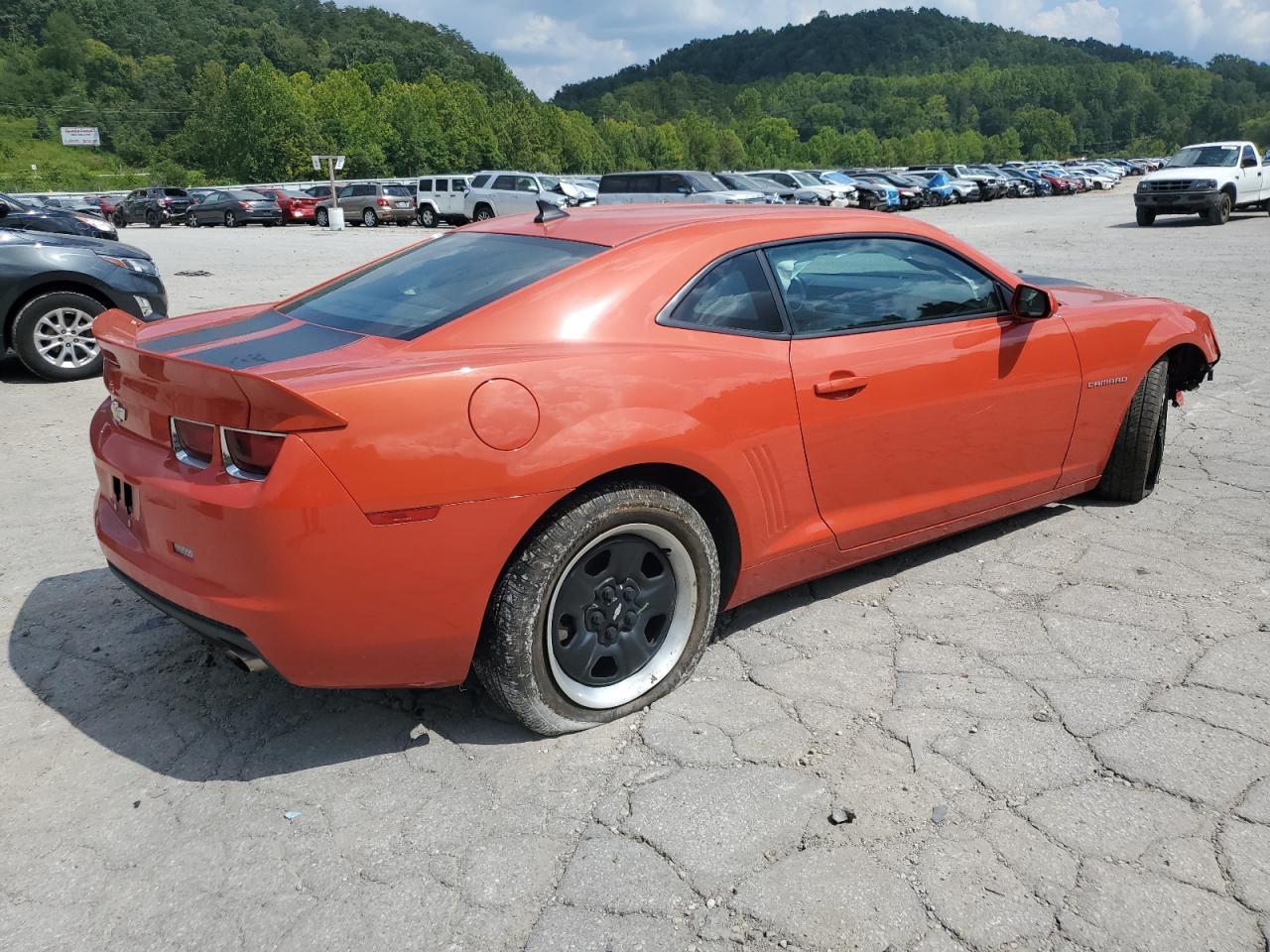 2013 Chevrolet Camaro Ls - Image 3