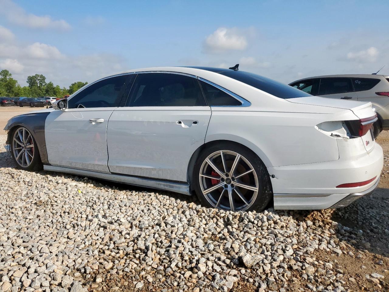 2023 Audi S8 - Фото 2