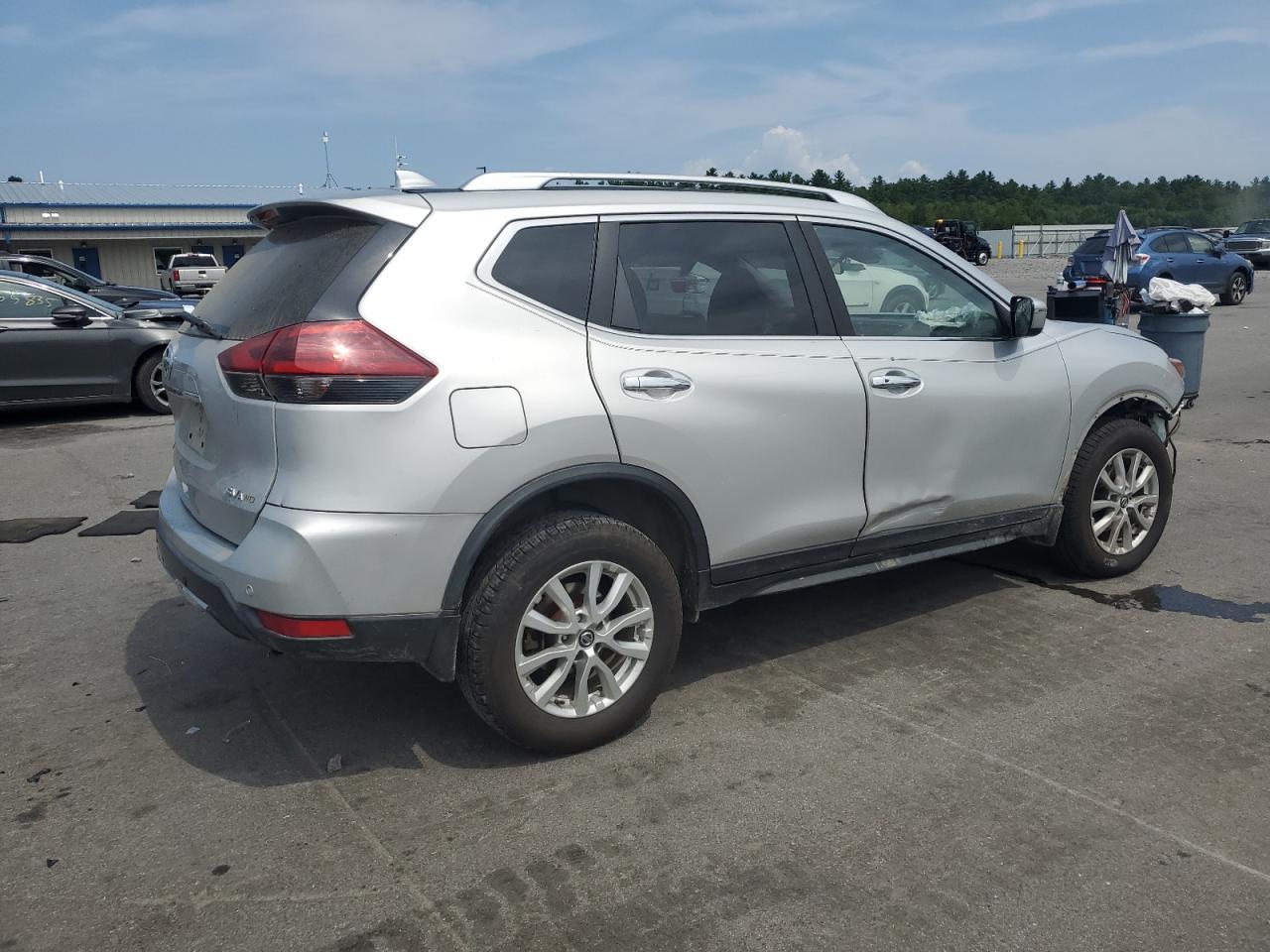2019 Nissan Rogue S - Фото 3
