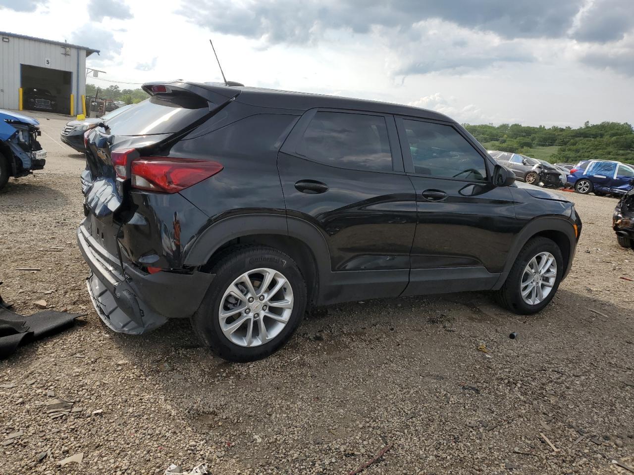 2024 Chevrolet Trailblazer Ls - Image 3