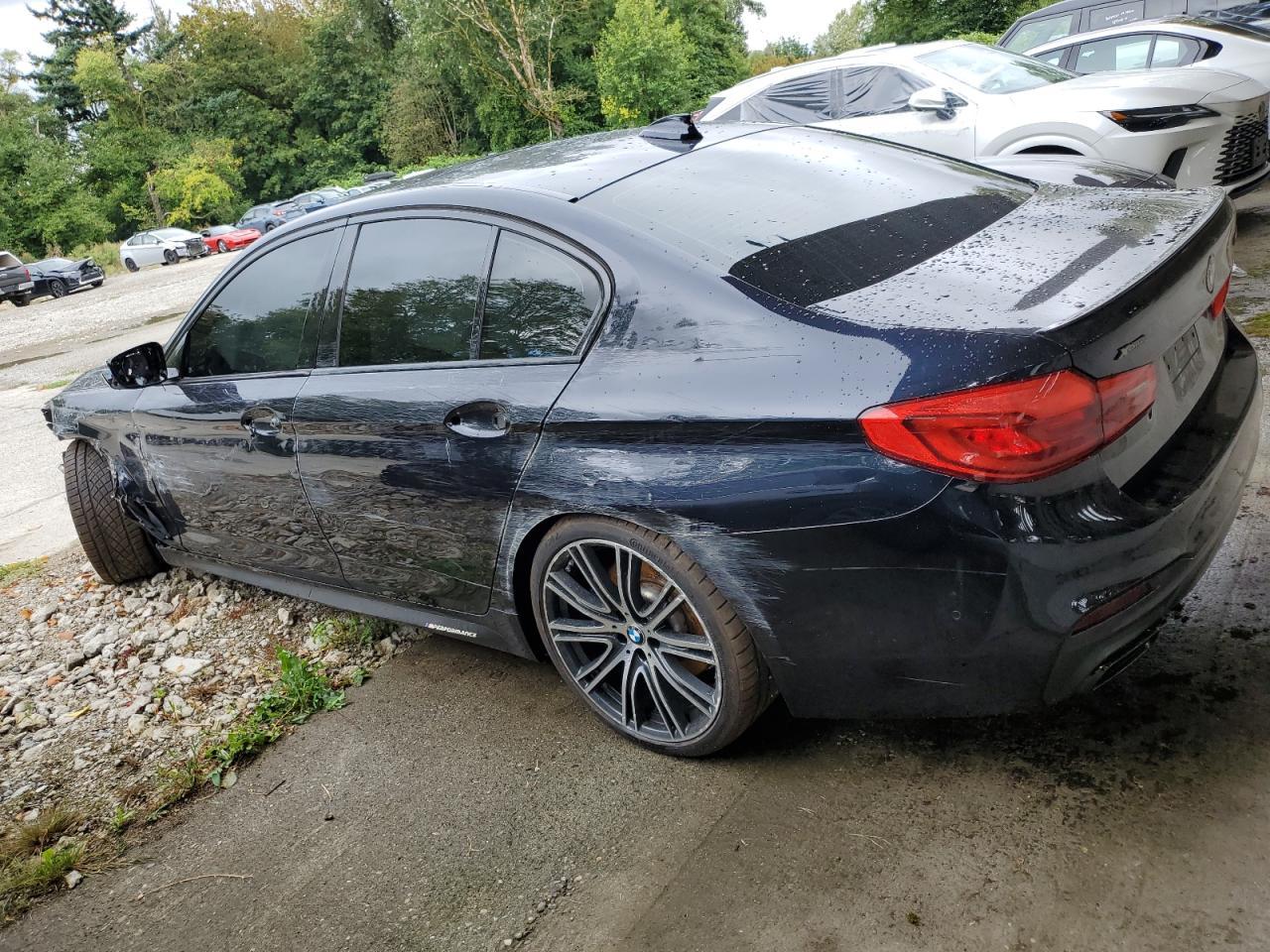 2018 BMW M550Xi - Фото 2