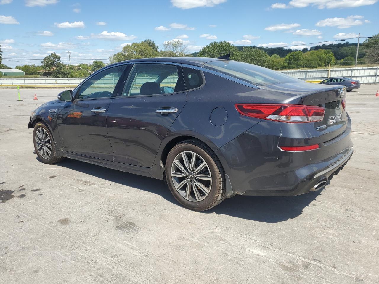 2019 Kia Optima Ex - Image 2