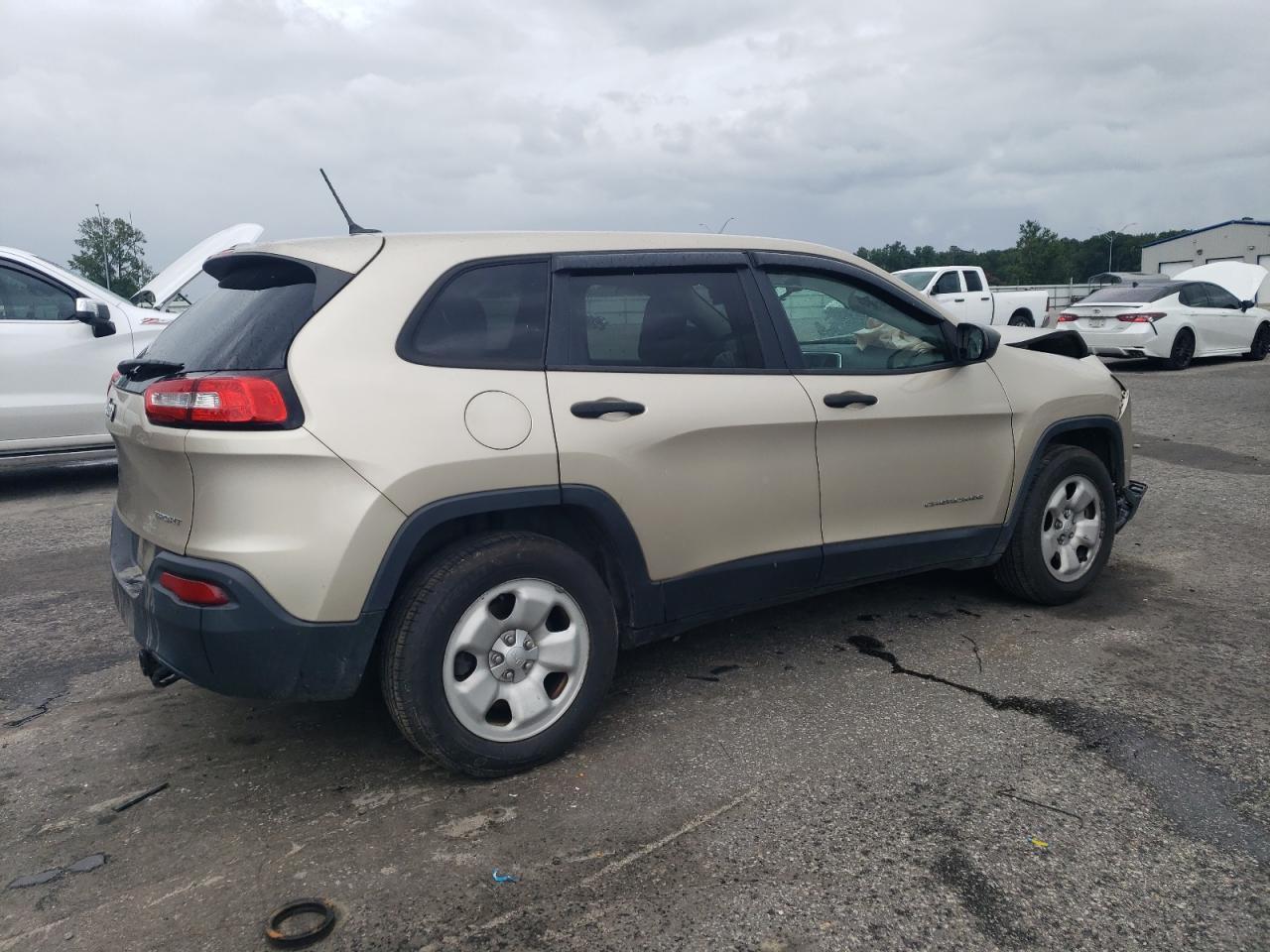 2014 Jeep Cherokee Sport - Image 3