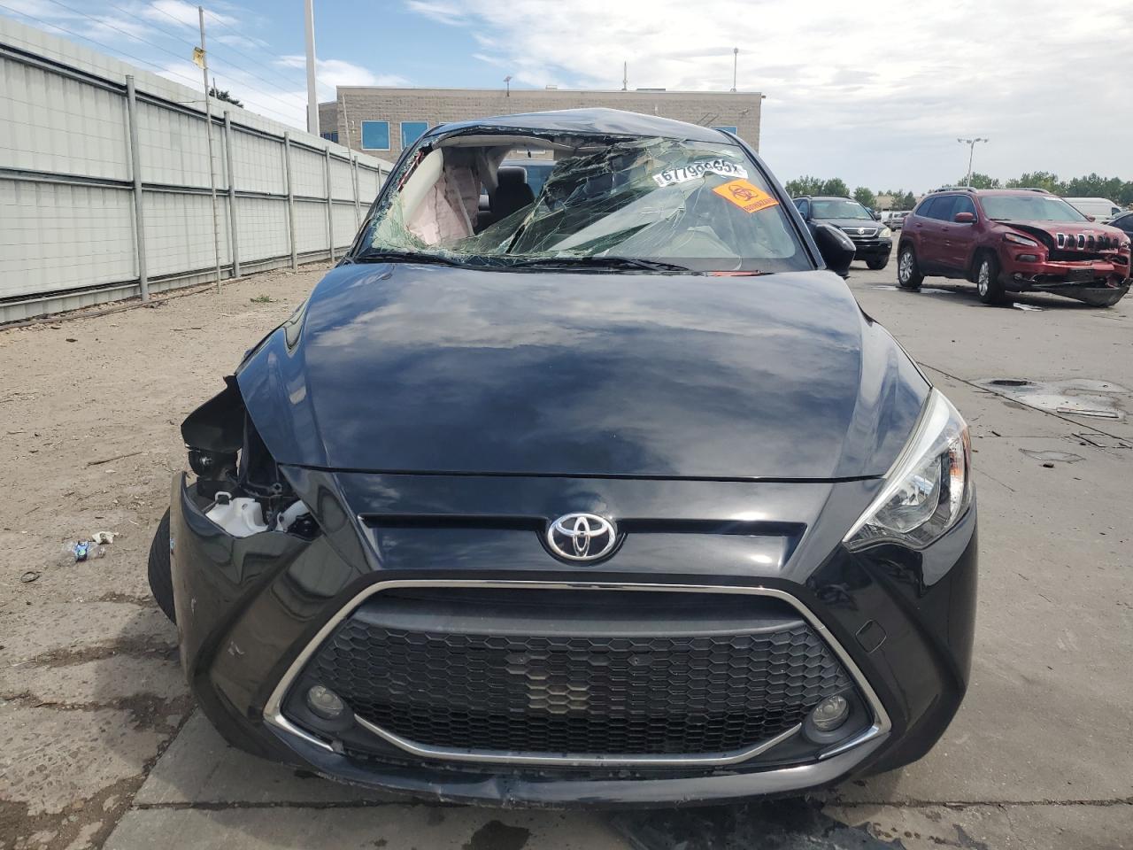 2019 Toyota Yaris L - Фото 5
