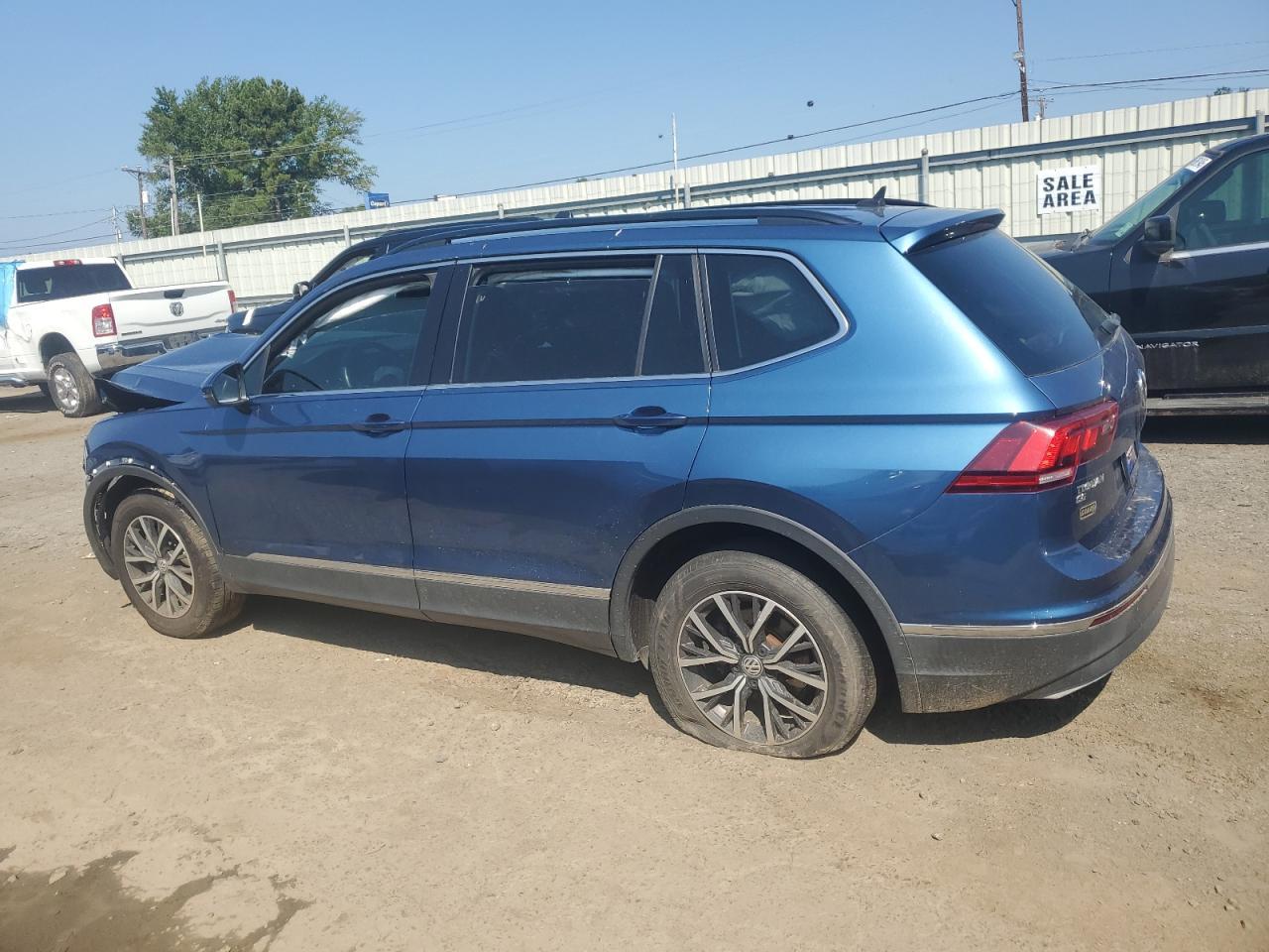 2020 Volkswagen Tiguan Se - Image 2