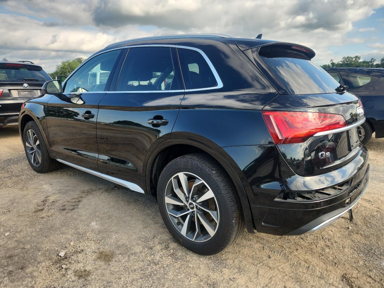 2021 Audi Q5 Premium Plus - Фото 2