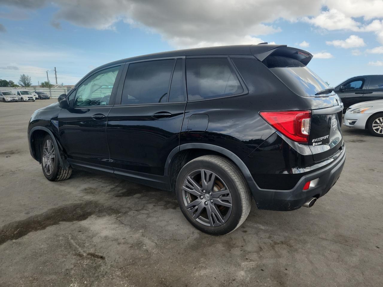 2021 Honda Passport Exl - Image 2