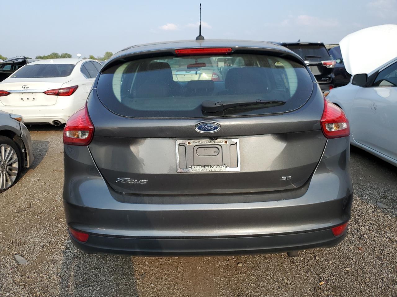 2017 Ford Focus Se - Image 6