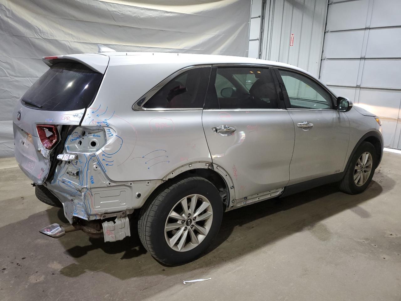 2019 Kia Sorento L - Фото 3