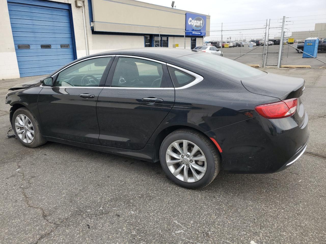 2015 Chrysler 200 C - Фото 2