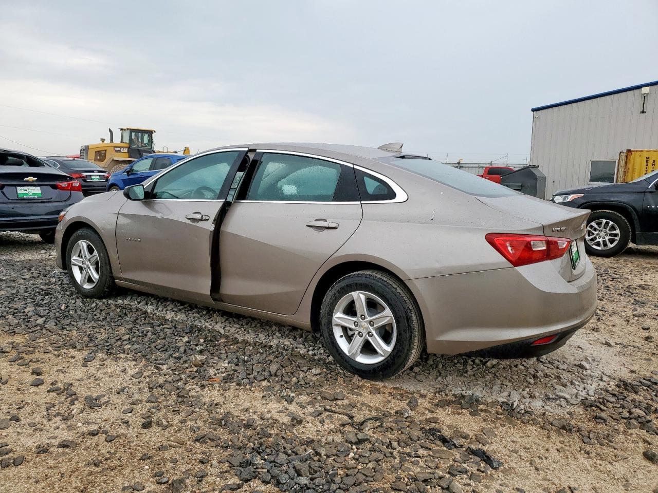 2023 Chevrolet Malibu Lt - Фото 2