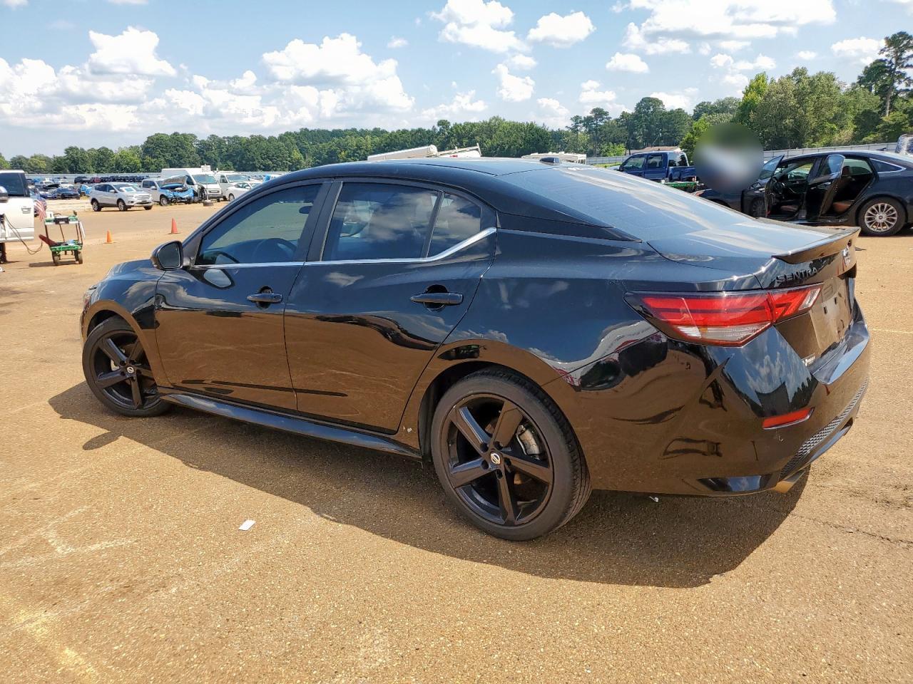 2022 Nissan Sentra Sr - Фото 2