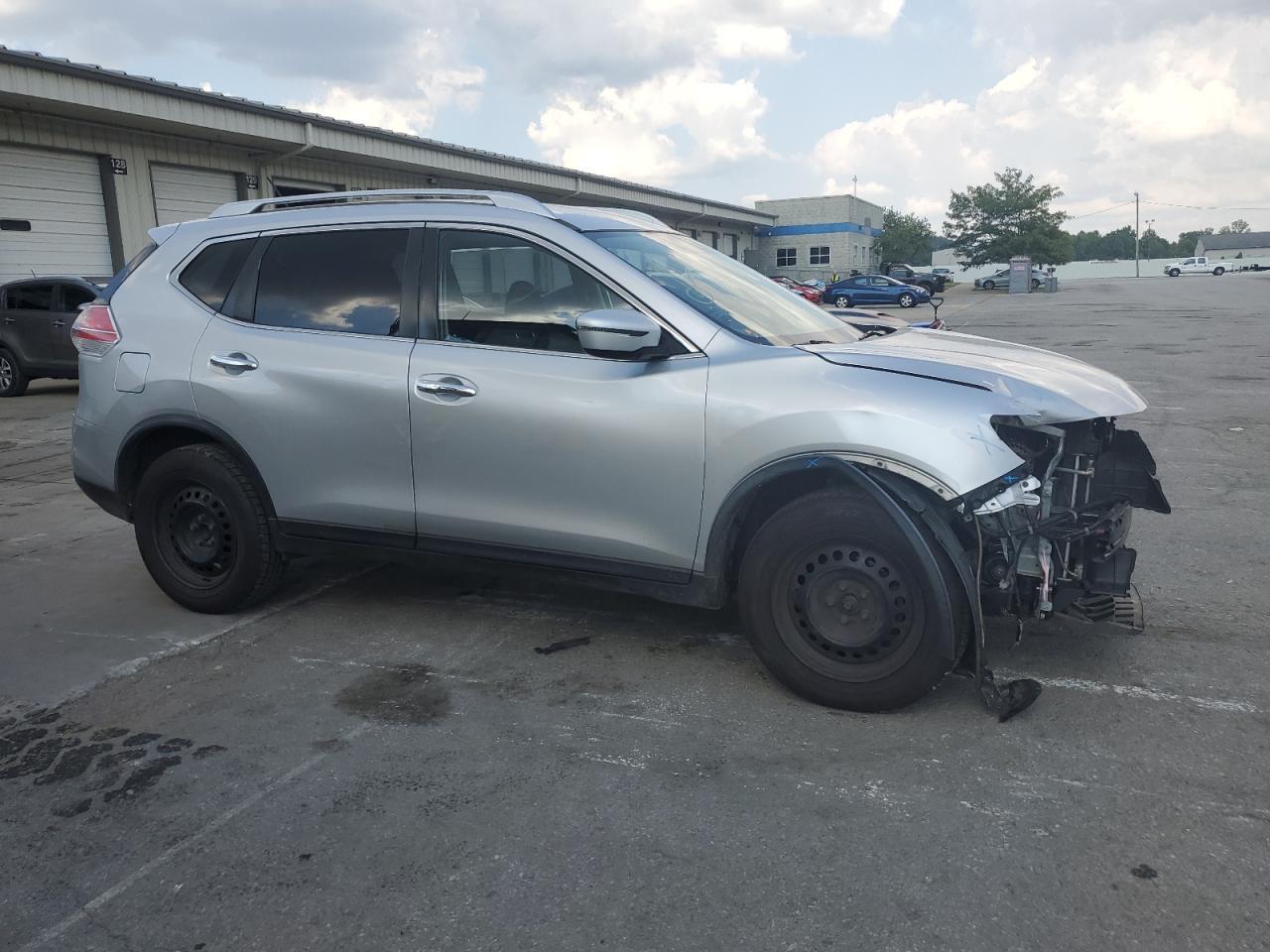 2016 Nissan Rogue S - Фото 4