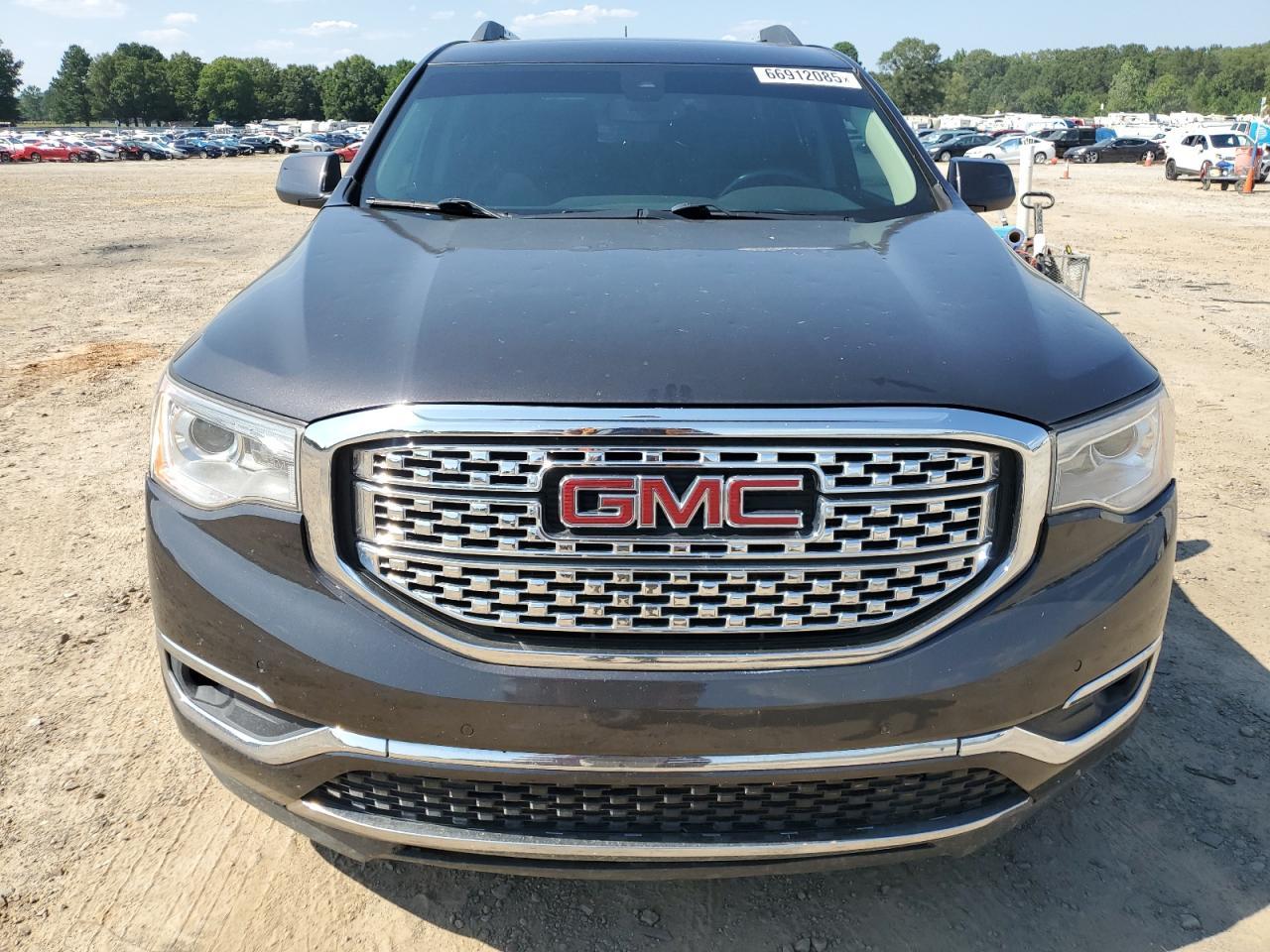 2017 GMC Acadia Denali - Фото 5