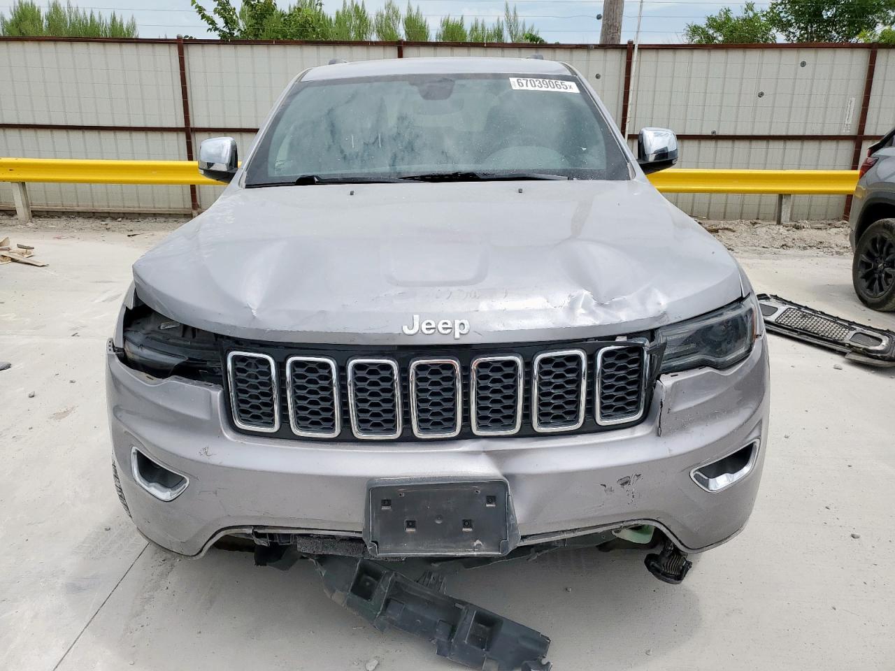 2017 Jeep Grand Cherokee Limited - Image 5