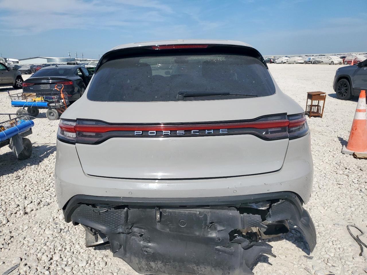 2022 Porsche Macan - Фото 6