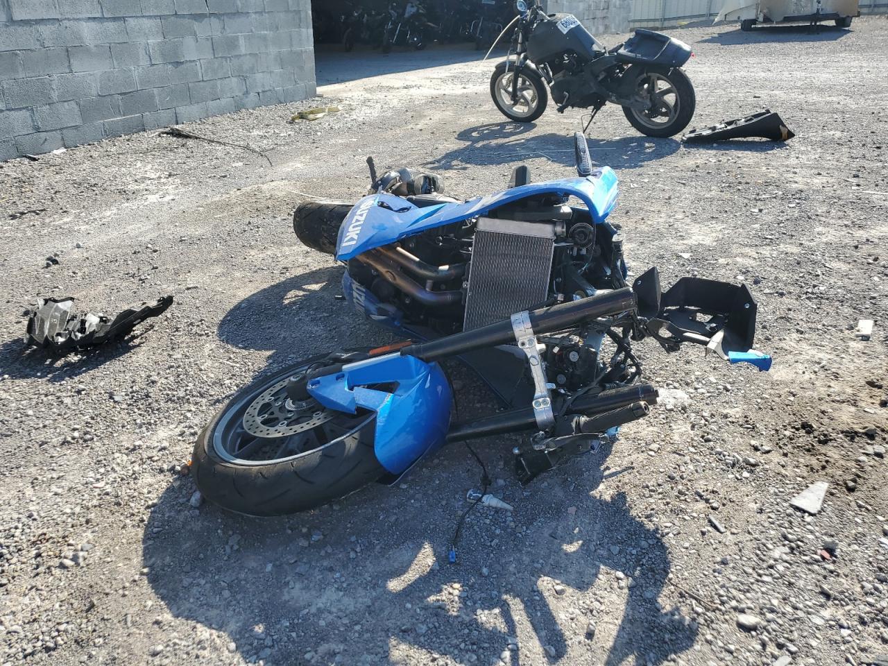 2024 Suzuki Gsx800 F - Фото 2