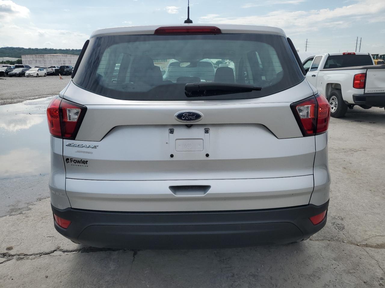 2019 Ford Escape S - Фото 6