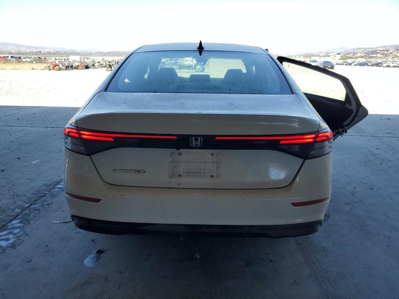 2025 Honda Accord Se - Фото 6