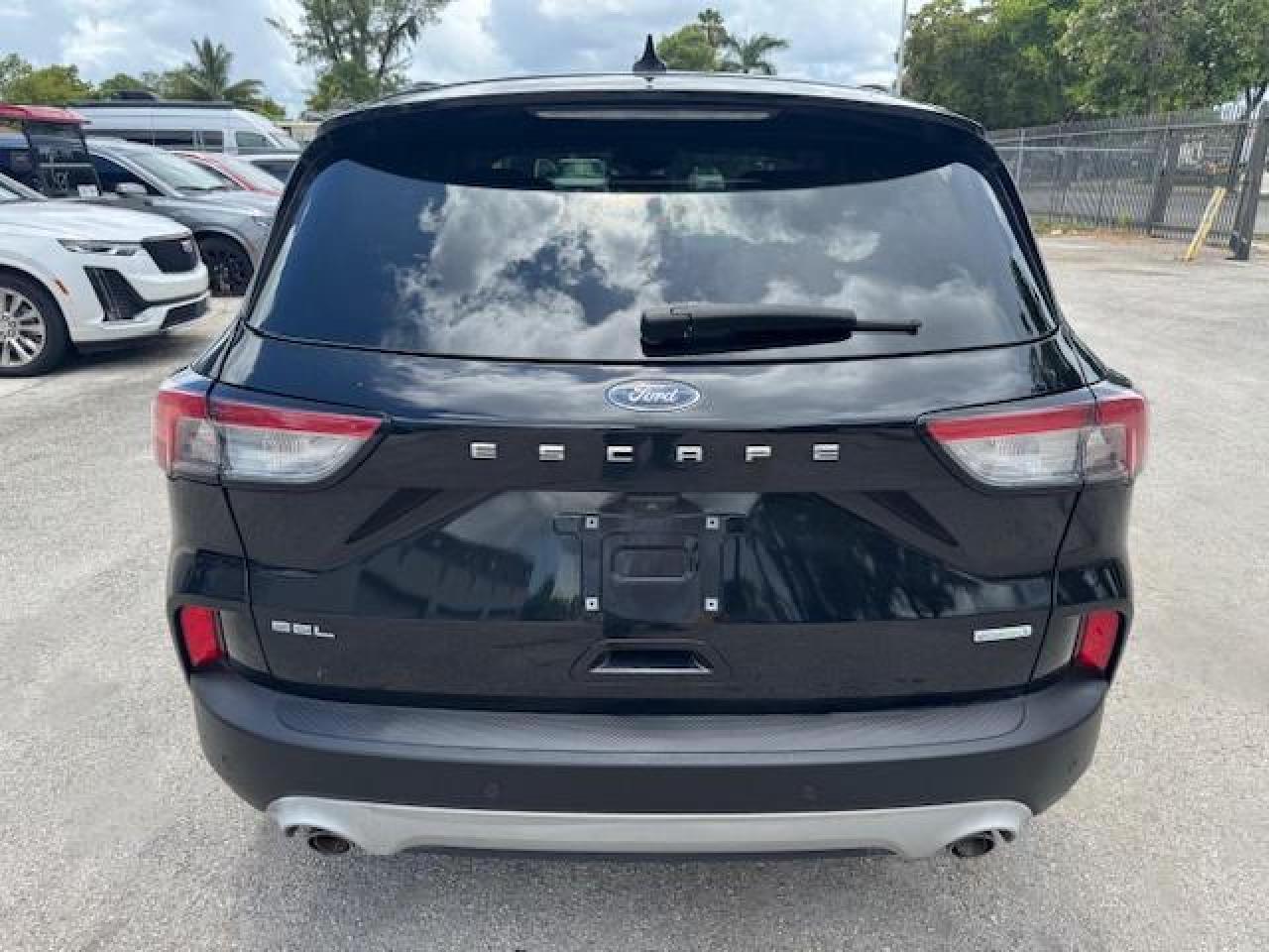 2020 Ford Escape Sel - Фото 6