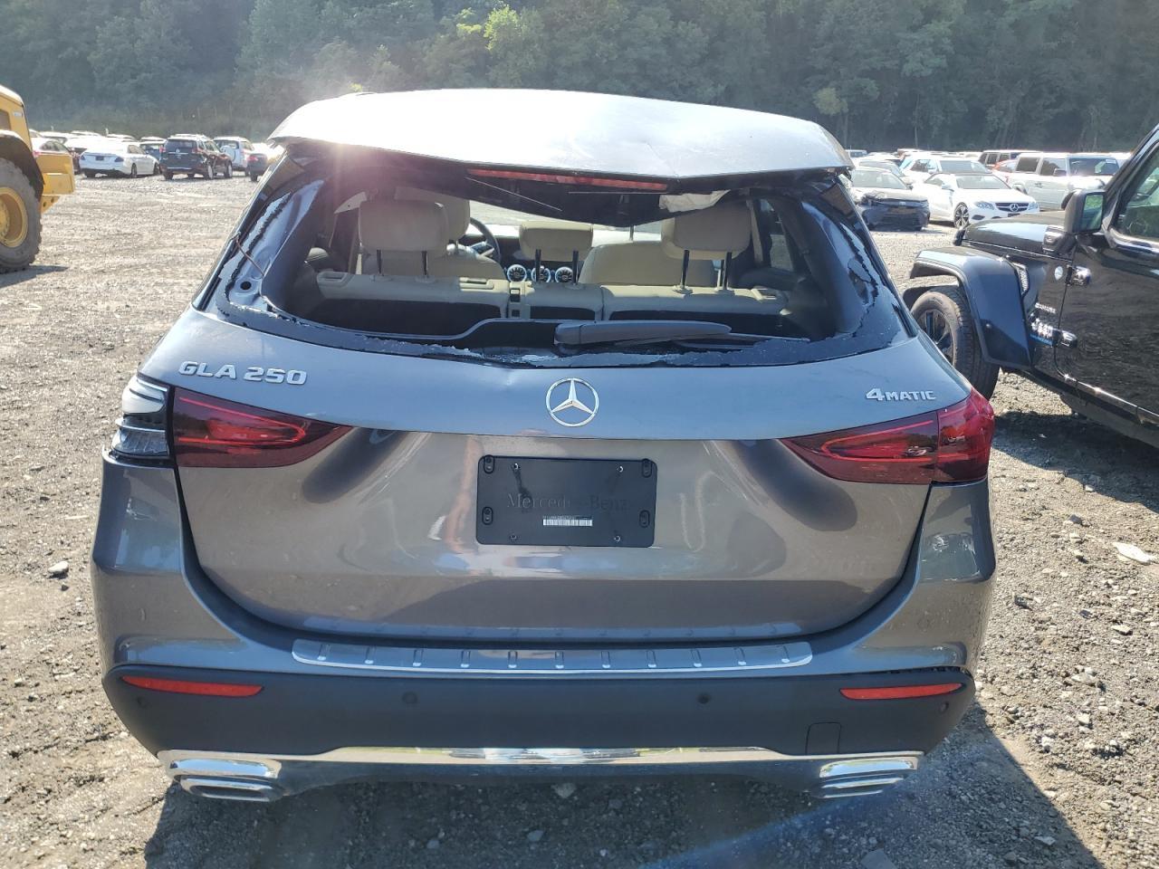 2025 Mercedes-Benz Gla 250 4Matic - Image 6
