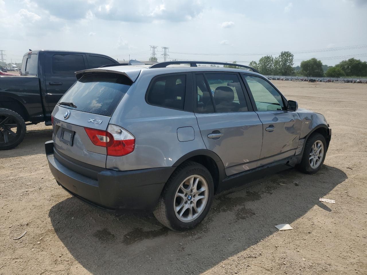 2004 BMW X3 2.5I - Фото 3