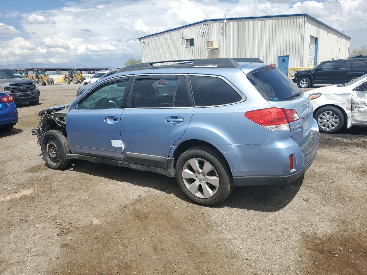 2010 Subaru Outback 2.5I Premium - Фото 2